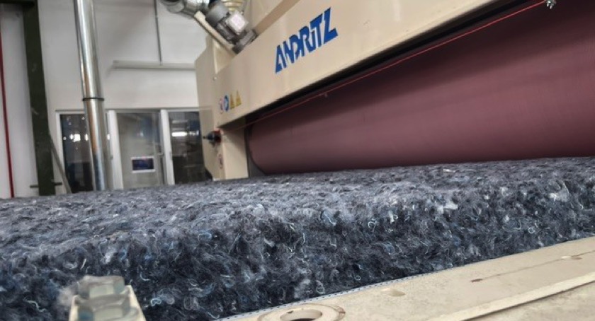 Menang Installs Airlay Line
